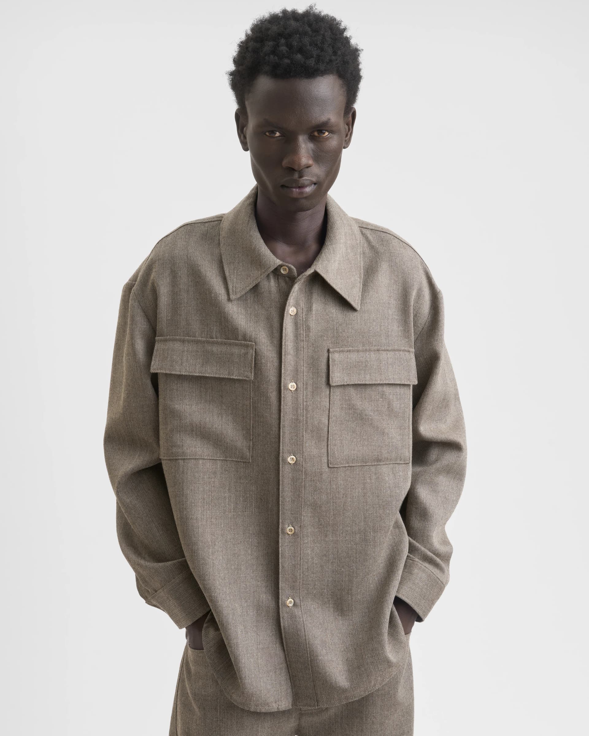 1744_88952365b3-sefr_fw26_pocket-overshirt-beige-melange_3686-large