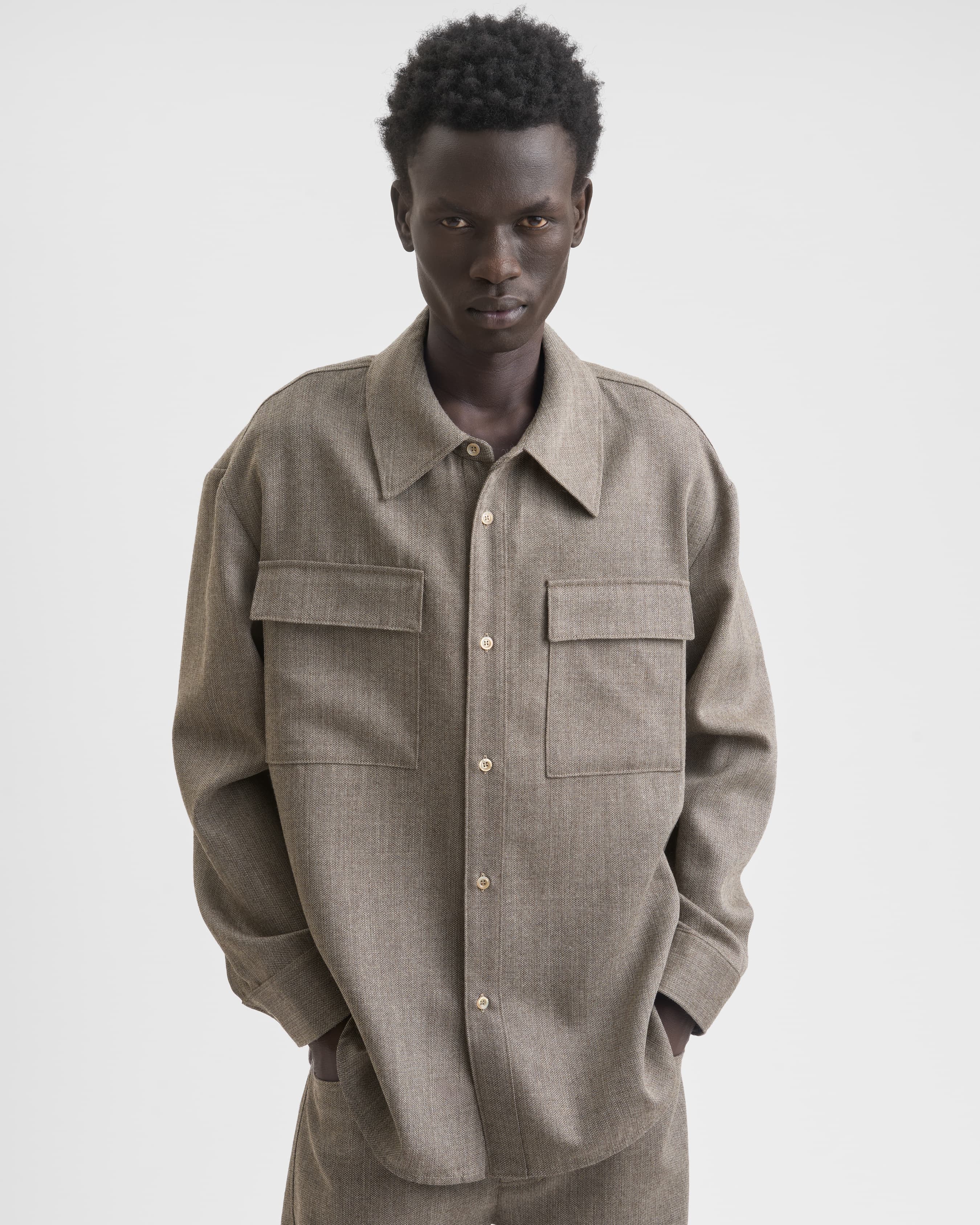 1744_88952365b3-sefr_fw26_pocket-overshirt-beige-melange_3686-large