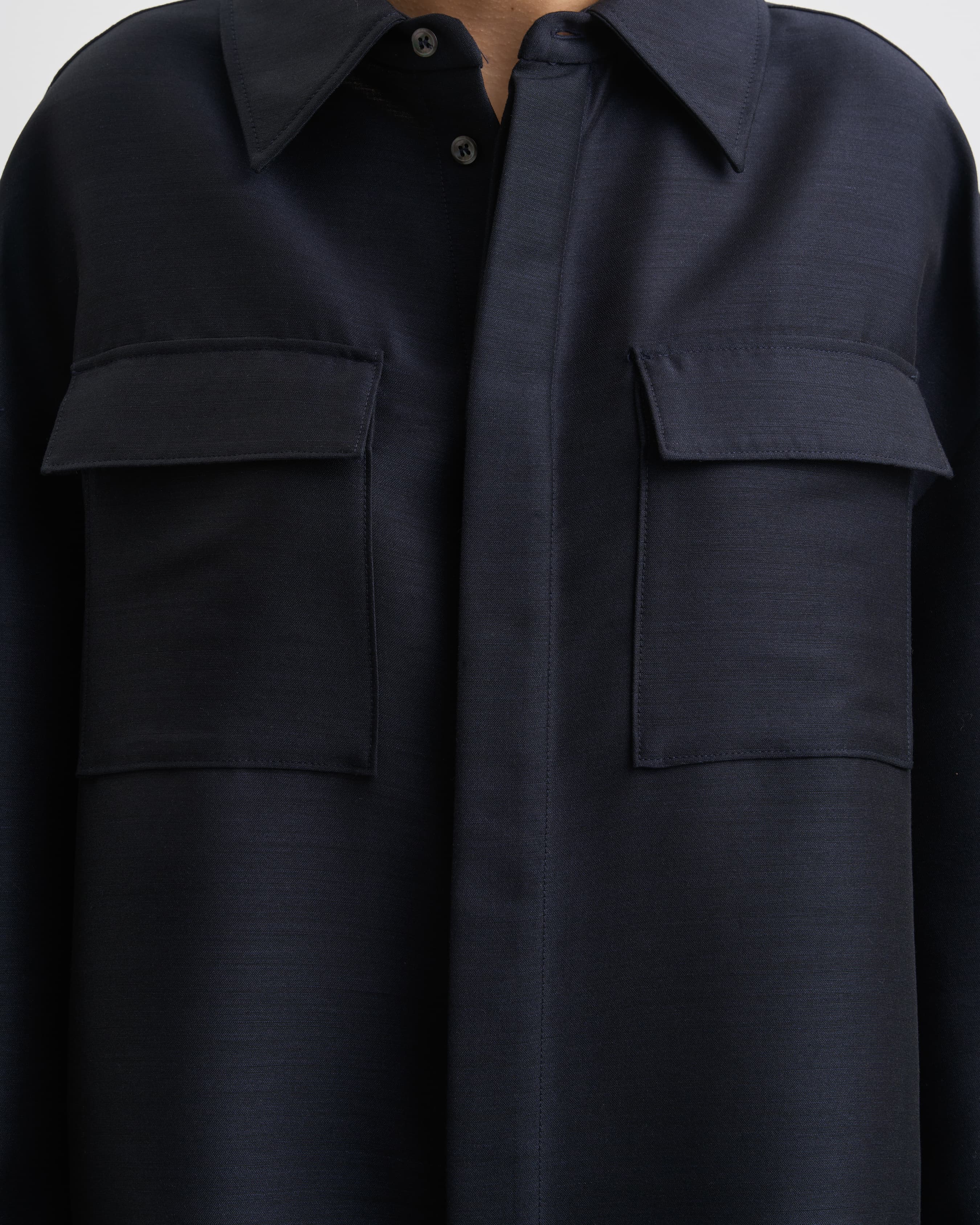 1753_b5c04f3b78-sefr_fw26_relaxed-pocket-shirt-dark-navy_9581-large