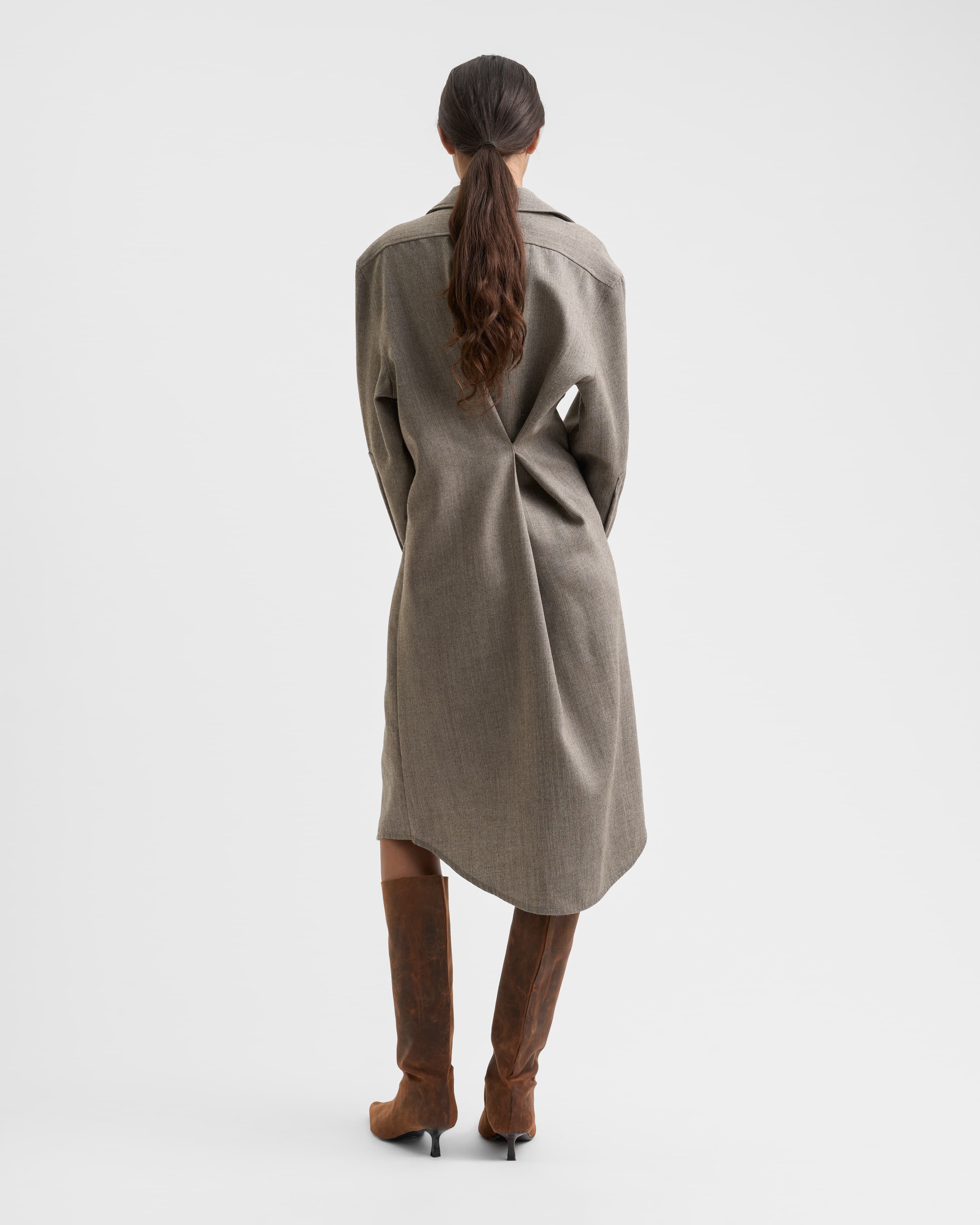 1754_694401e42a-sefr_fw26_haru-sweater-greige-alpaca_9949-large