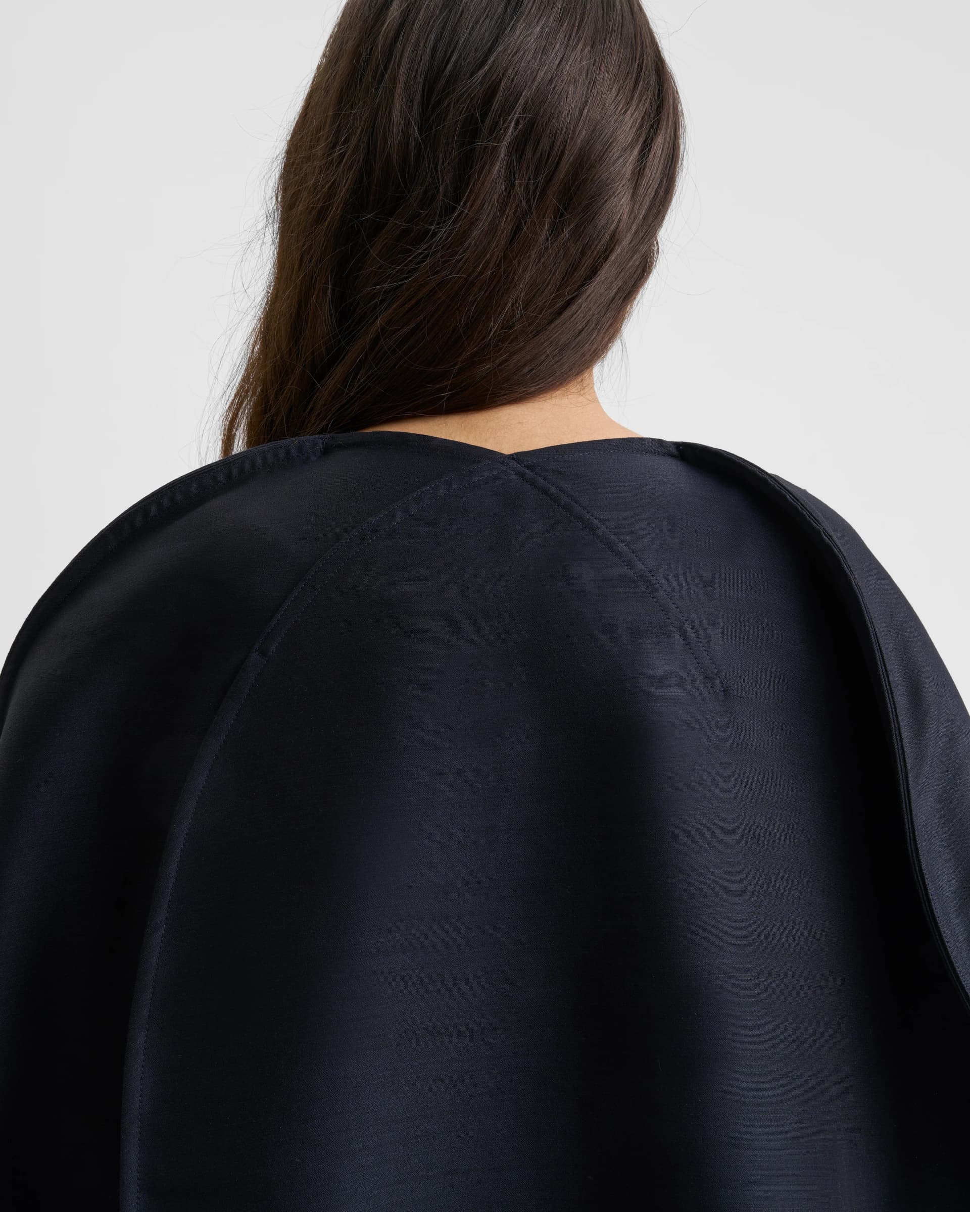 1756_9ef752fb8a-sefr_fw26_circle-cut-top-dark-navy_9675-large