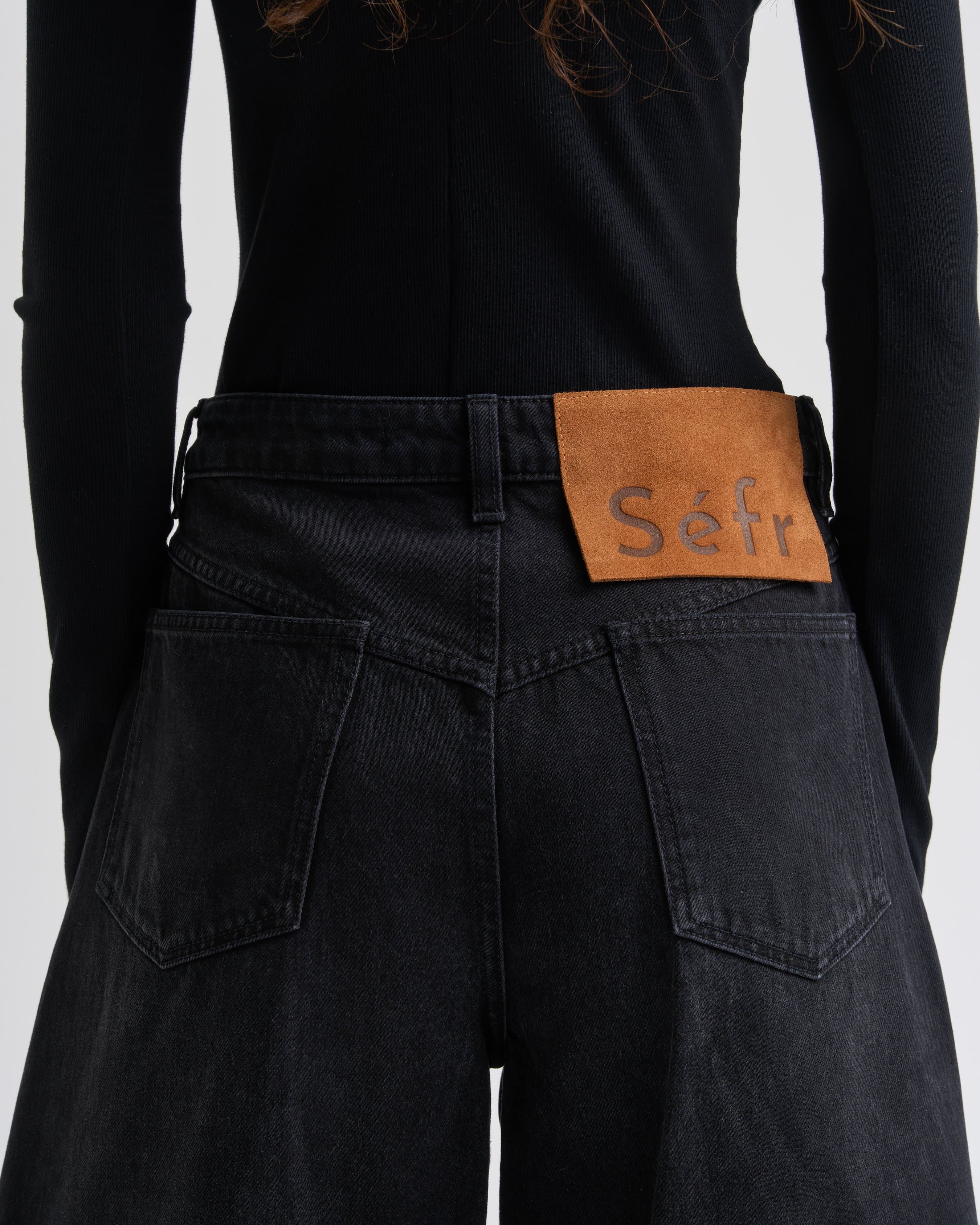 1762_931320bef2-sefr_fw26_soline-jeans-black-wash_8921-large