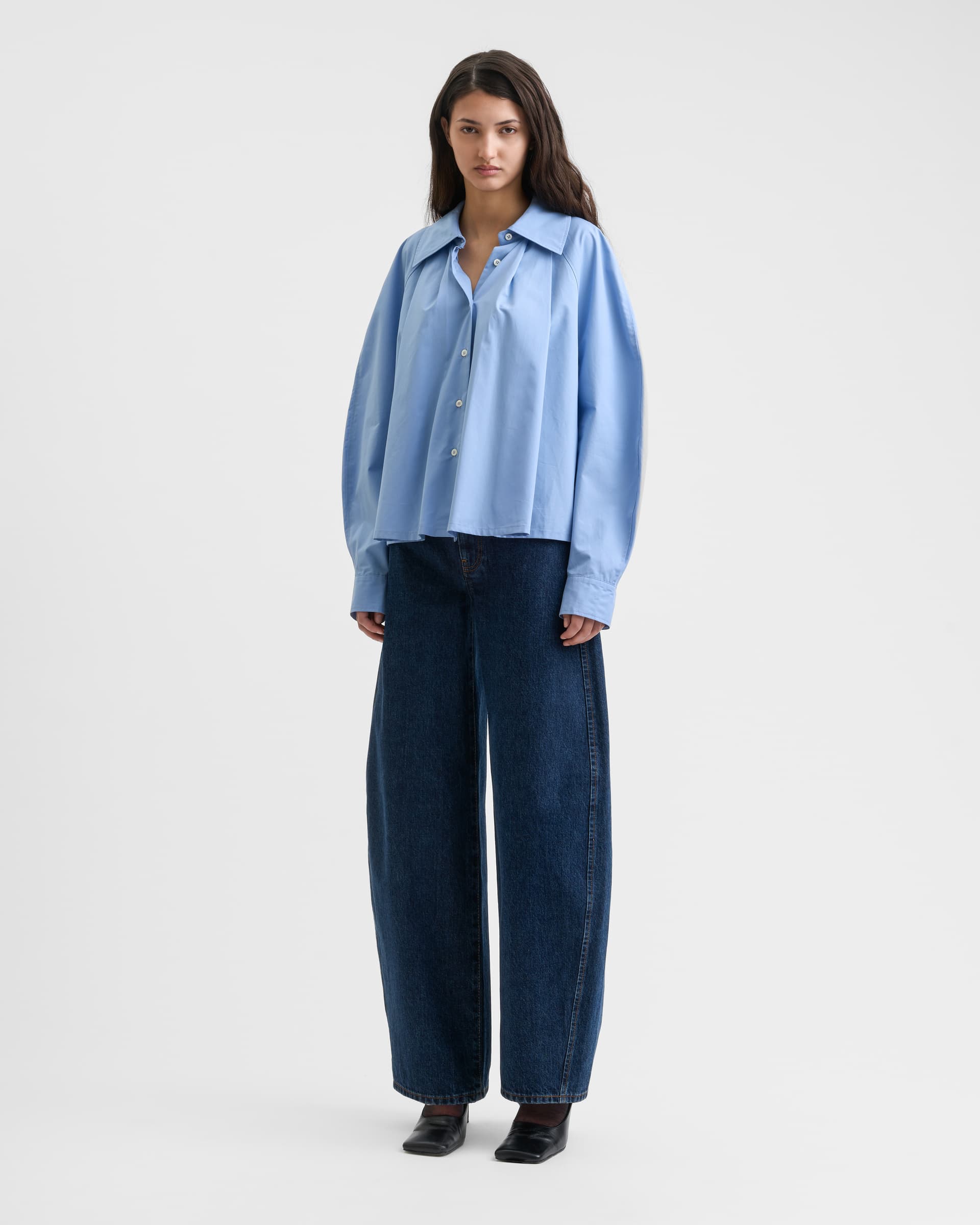 1787_3d774e0b7f-sefr_fw26_pleated-shirt-light-blue_9452-large