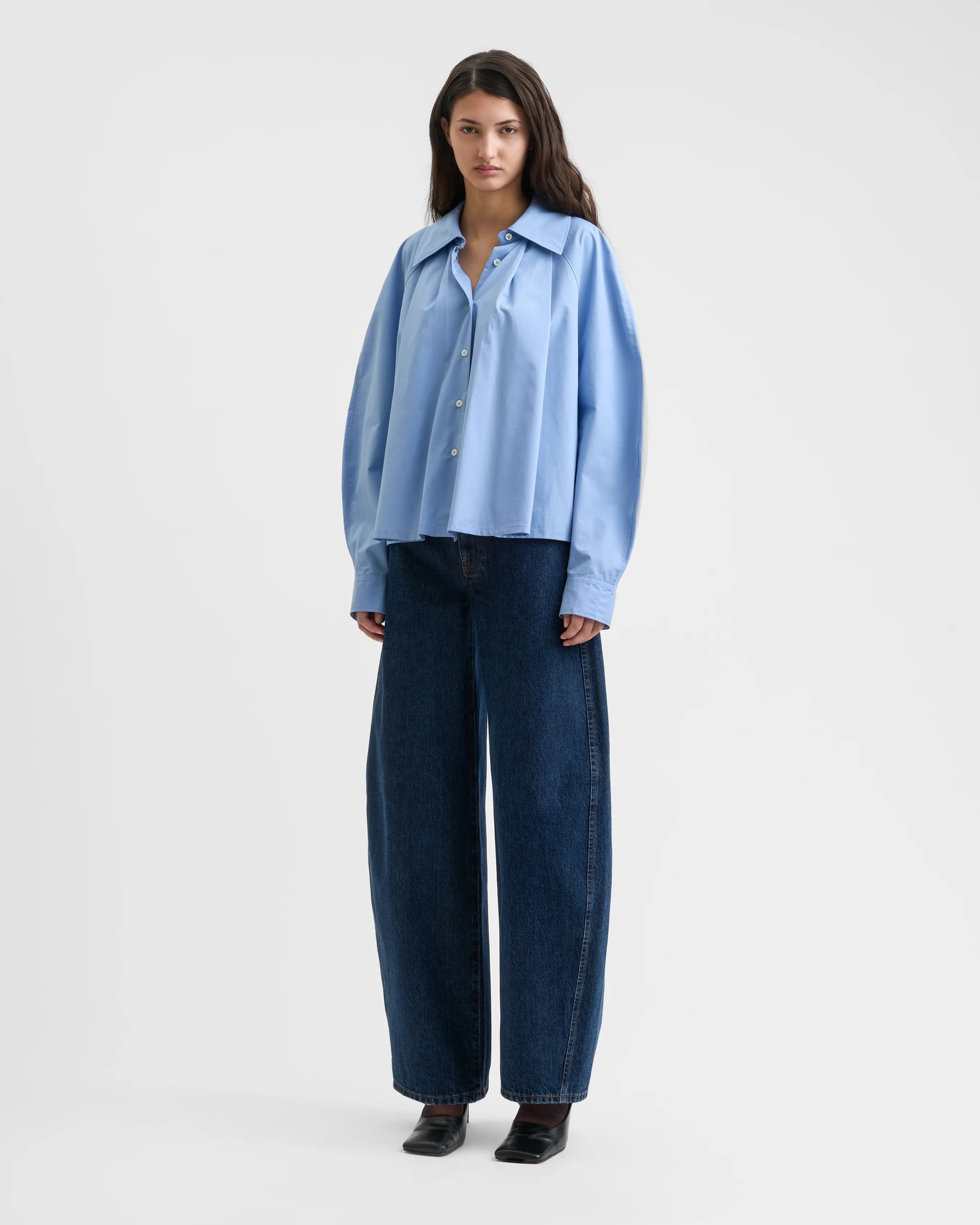 1787_3d774e0b7f-sefr_fw26_pleated-shirt-light-blue_9452-large
