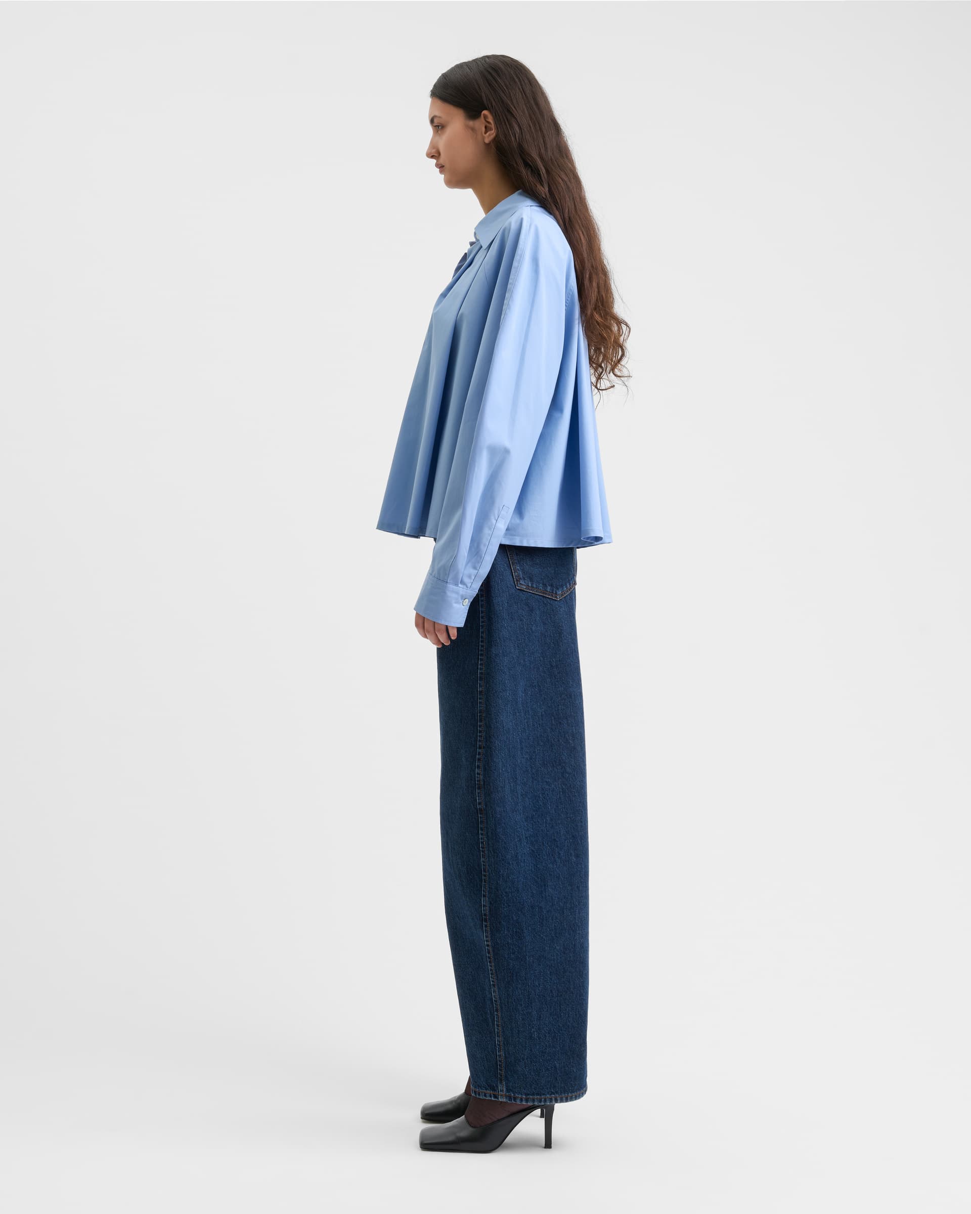 1787_8fbd1719e7-sefr_fw26_pleated-shirt-light-blue_9460-large