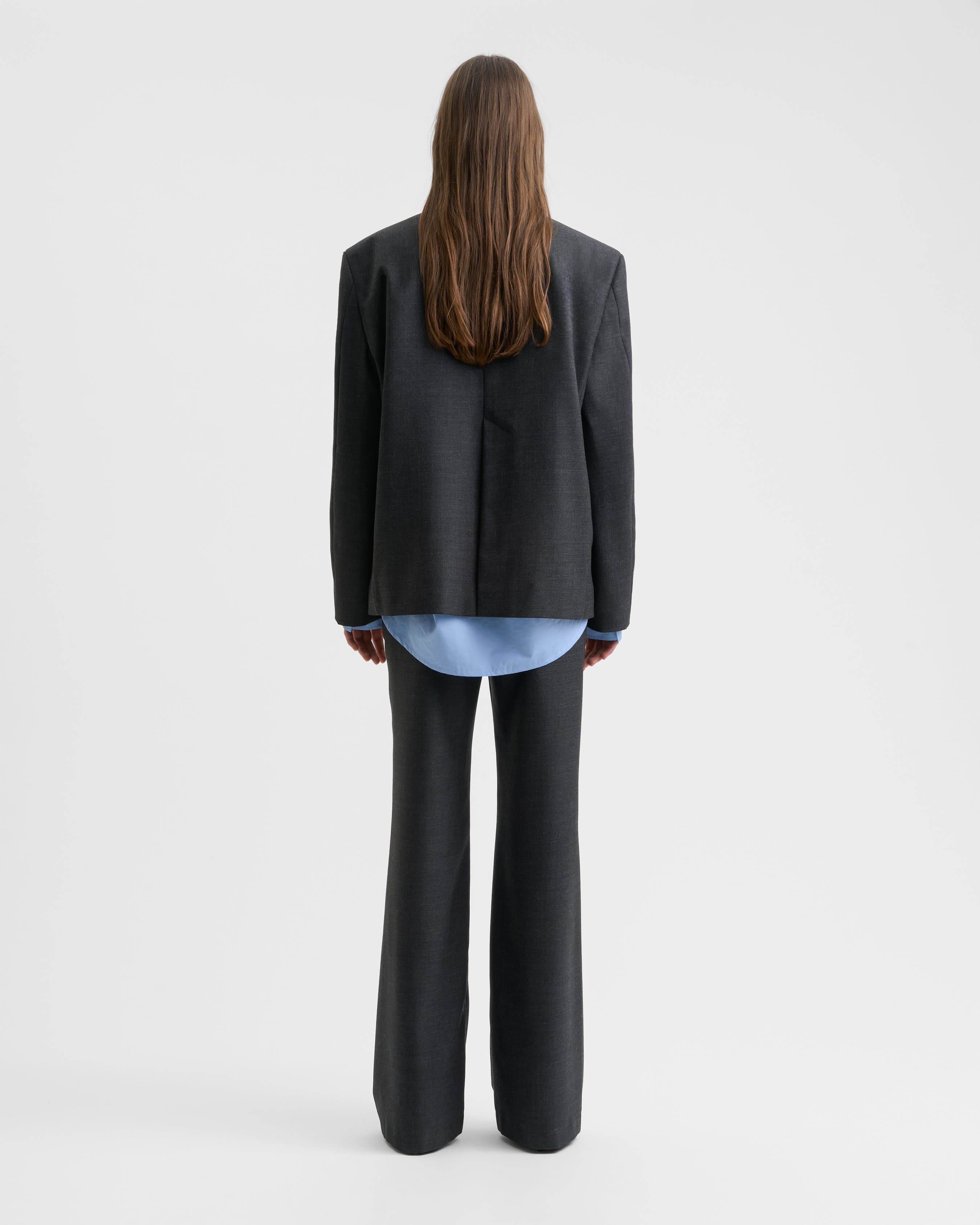 1788_84692fc2e5-sefr_fw26_gwen-blazer-anthracite-wool_2809-large