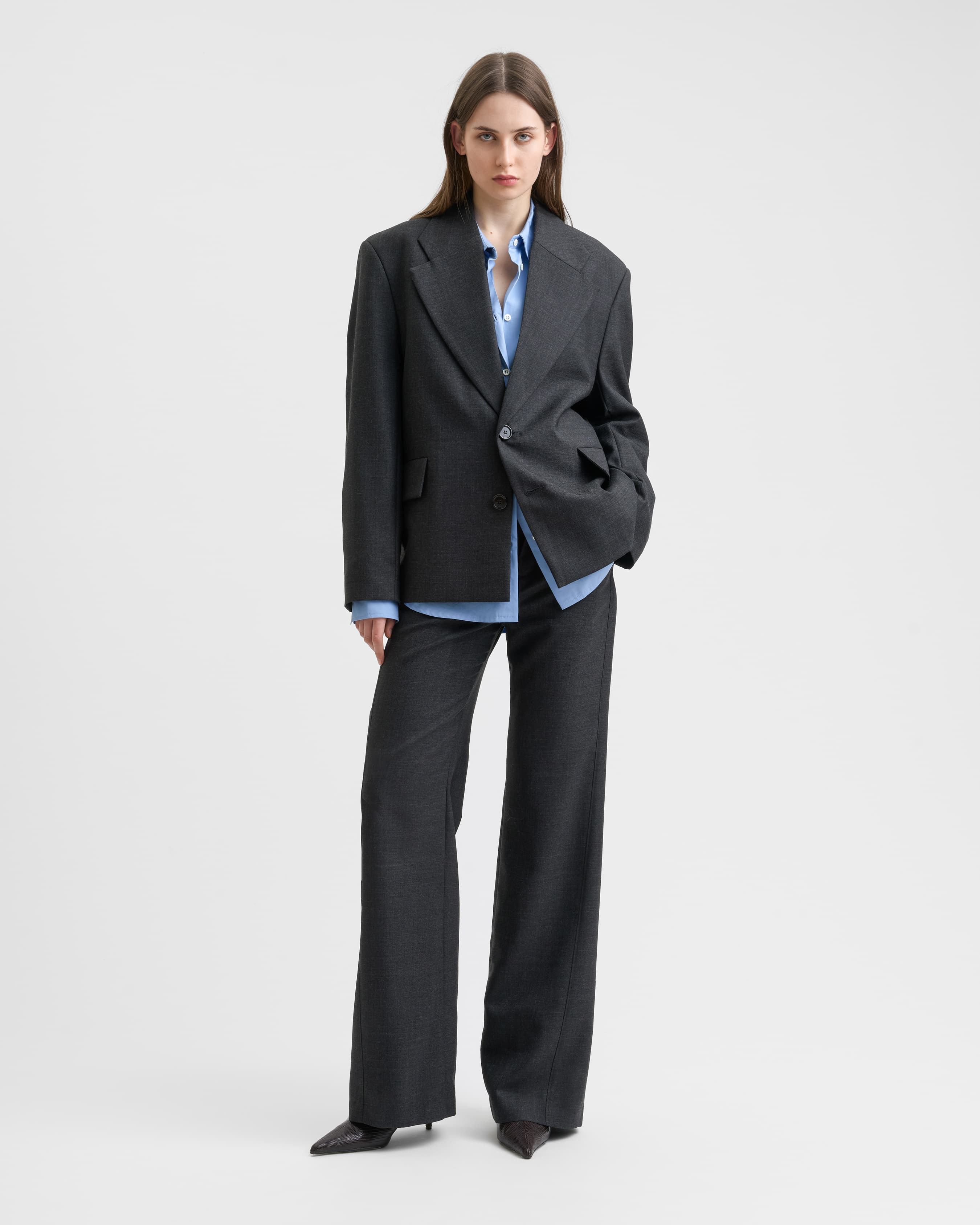 1788_bacd65544b-sefr_fw26_gwen-blazer-anthracite-wool_2795-large