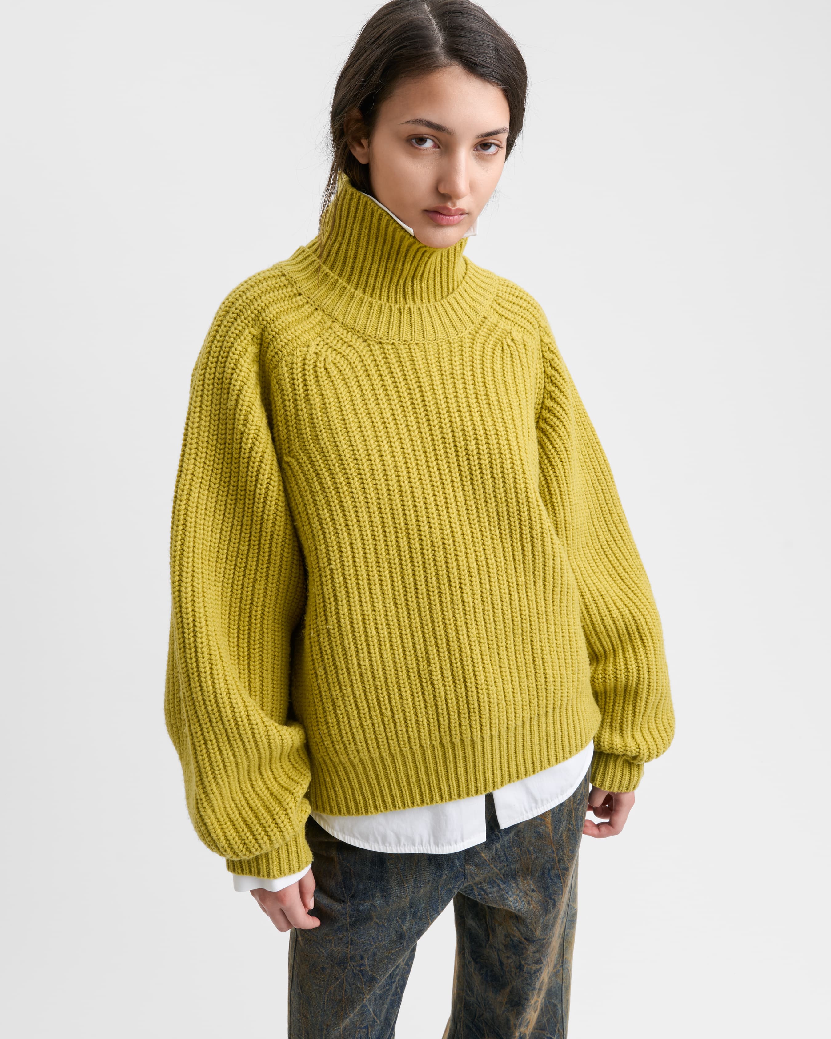 1791_dbf4f45e1a-sefr_fw26_chunky-turtleneck-sweater-yellow-green_9051-large