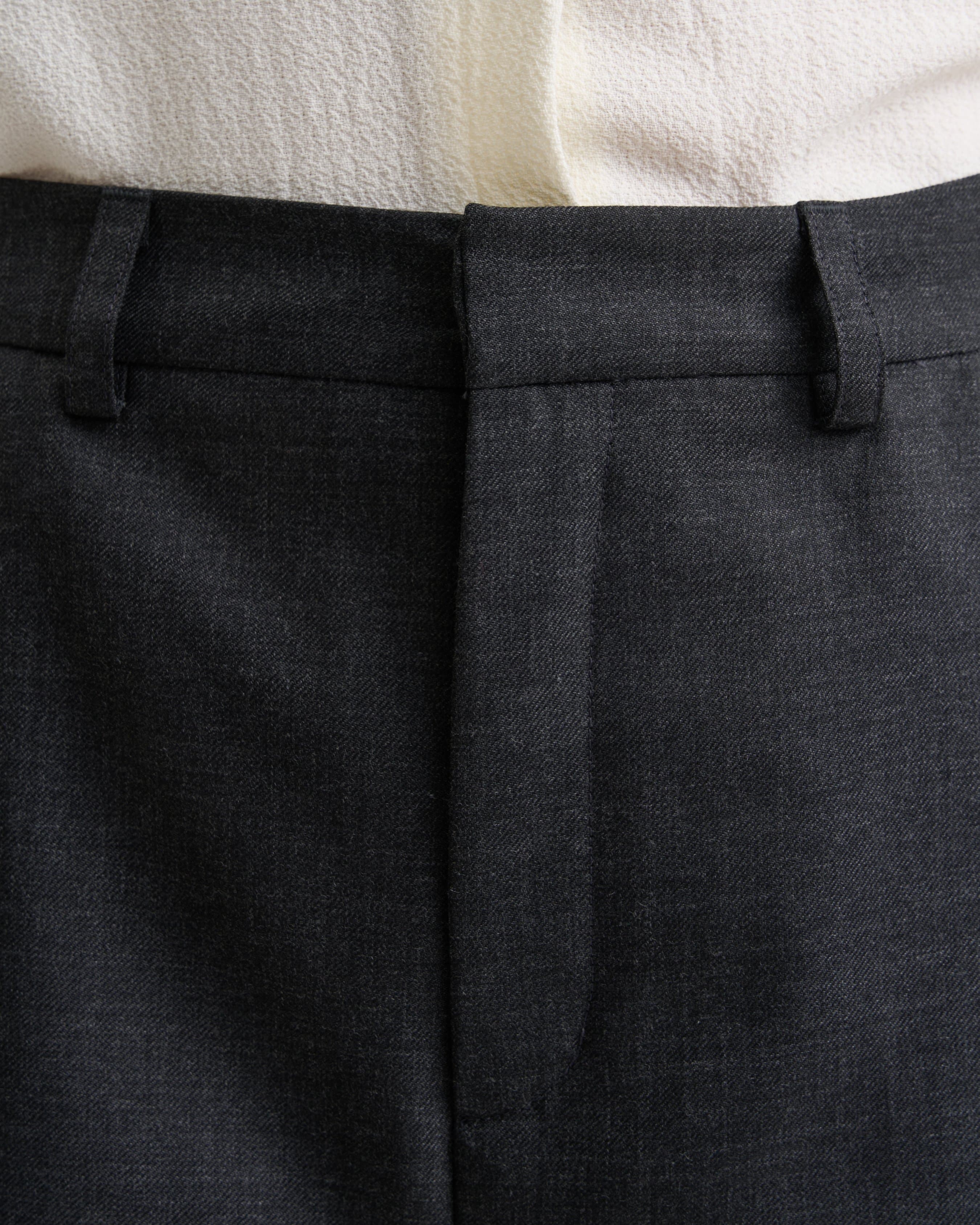 1796_69069c52eb-sefr_fw26_zoe-trouser-anthracite-wool_2890-large