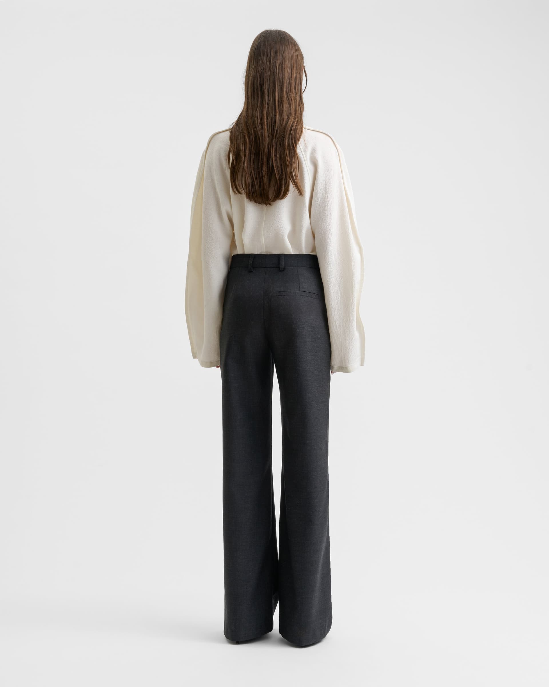 1796_86a5a49ed5-sefr_fw26_zoe-trouser-anthracite-wool_2878-large