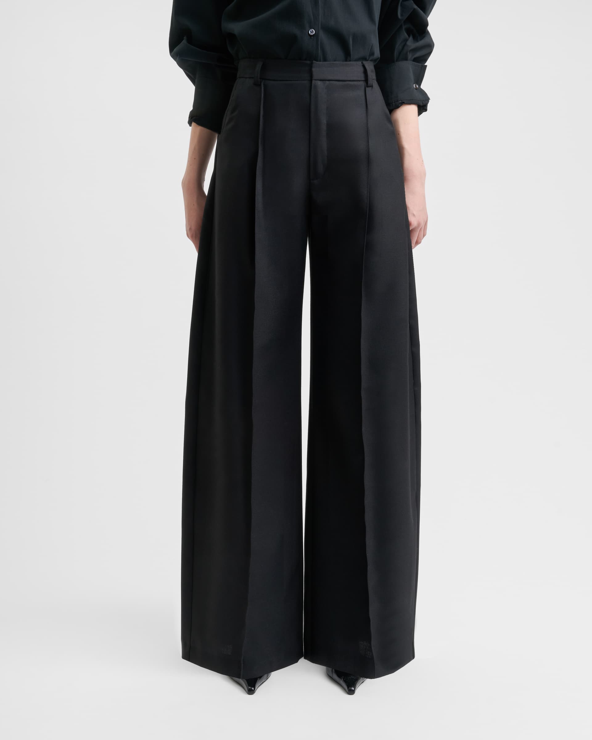 1797_8c9afe906d-sefr_fw26_pleated-wide-trouser-fine-black-wool_3577-large