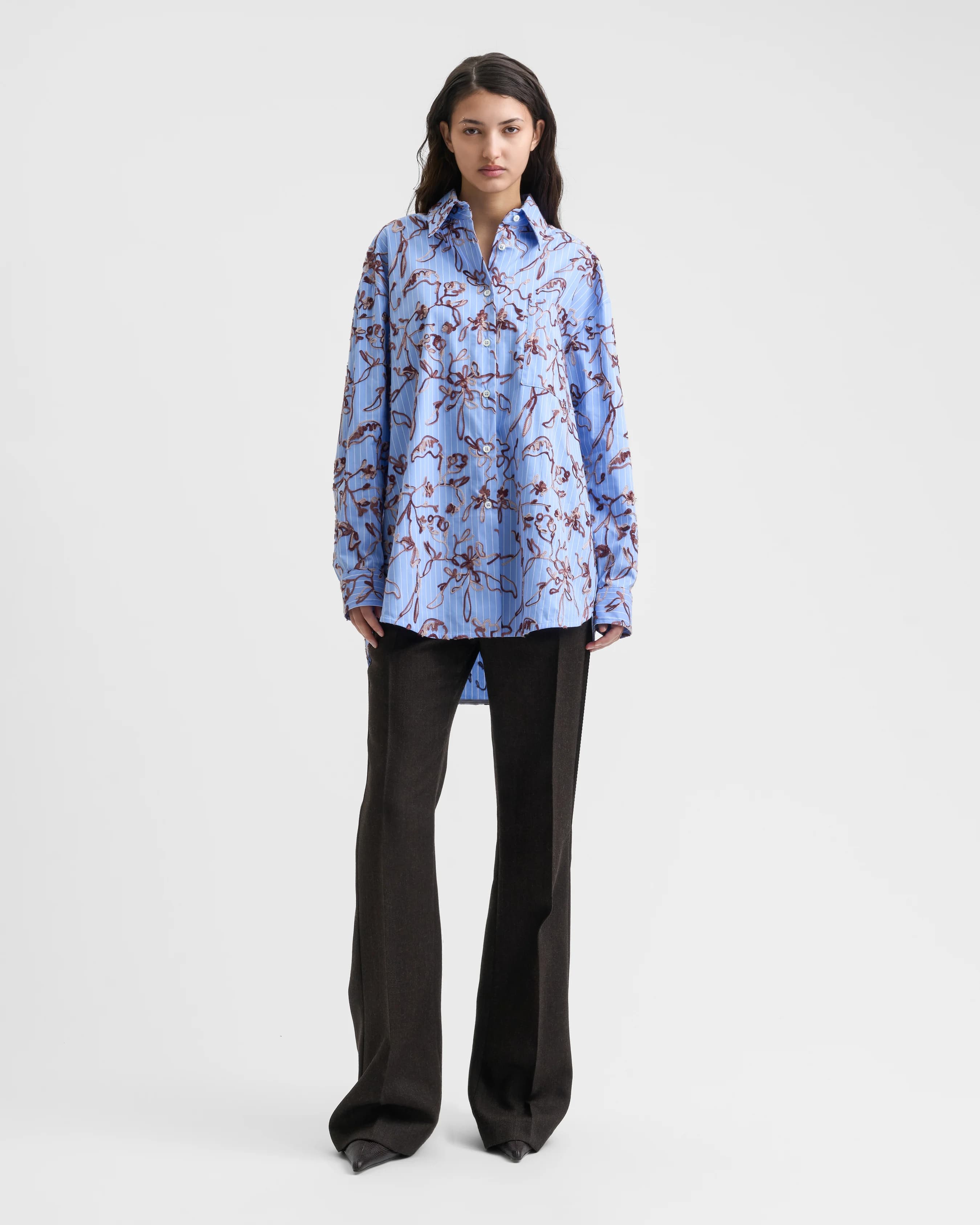 1801_0f07285f64-sefr_fw26_fluid-oversized-striped-shirt-embroidered-blue_8453-large