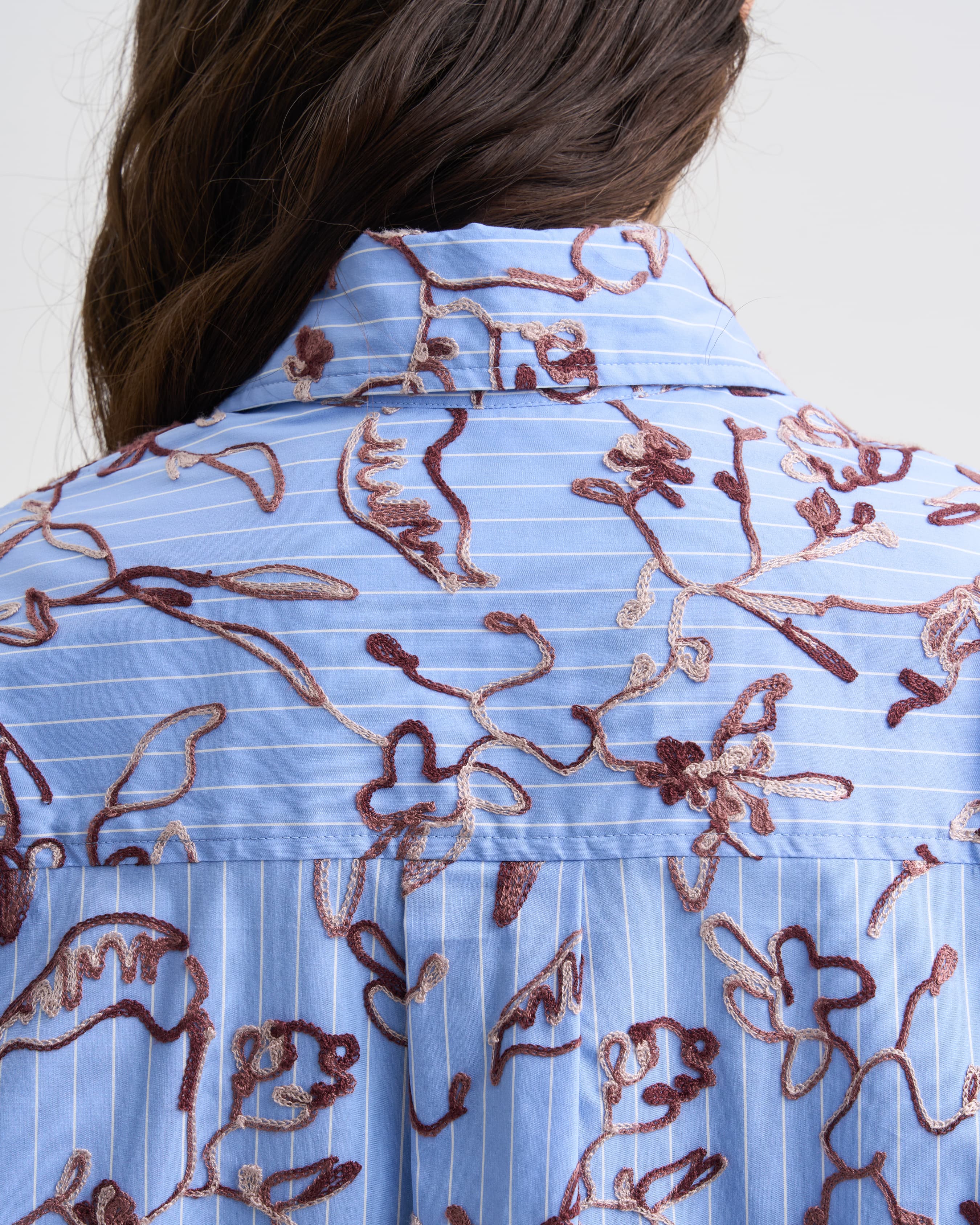 1801_9b6b15f5d9-sefr_fw26_fluid-oversized-striped-shirt-embroidered-blue_8497-large