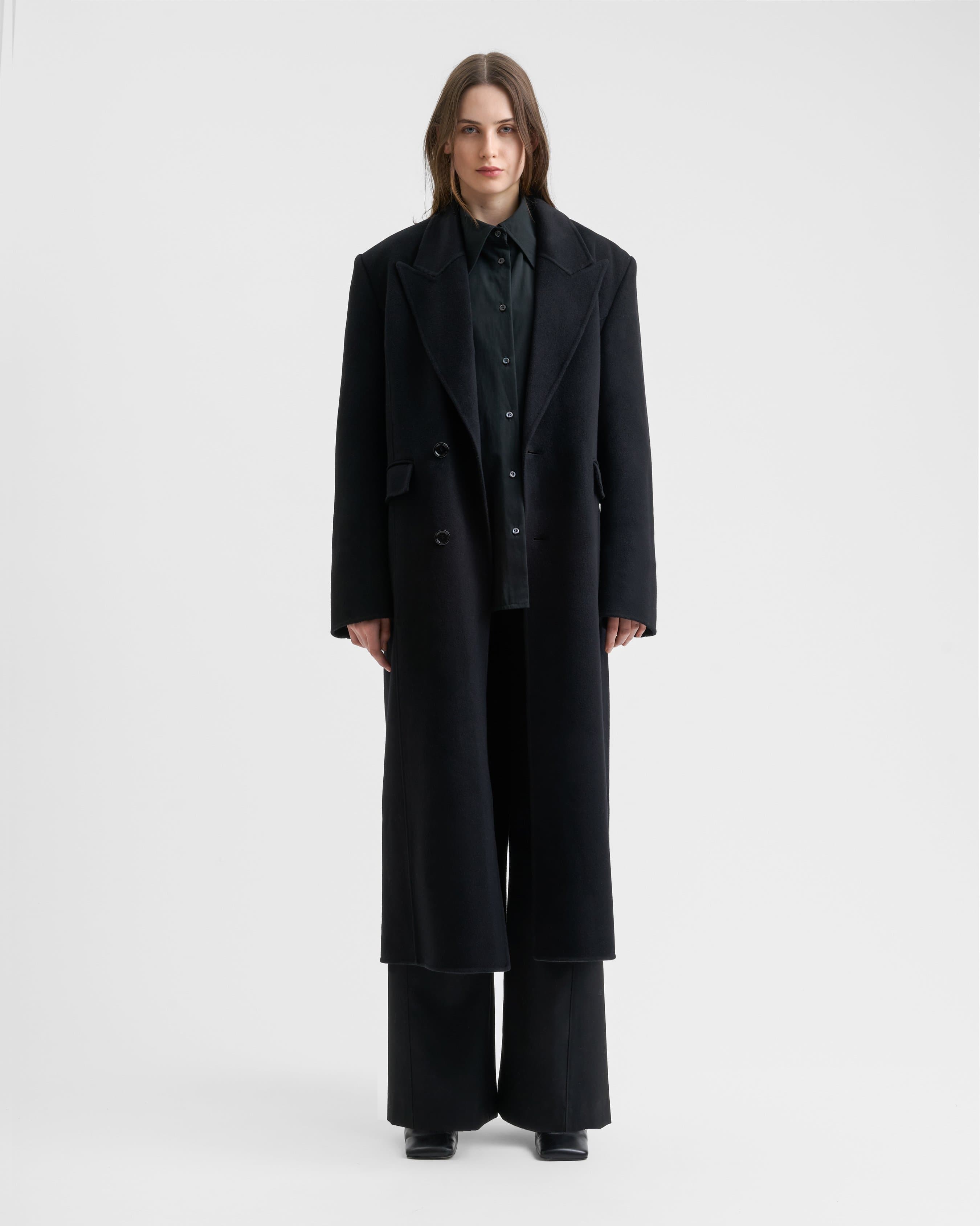 1806_cd7f79c295-sefr_fw26_cashmere-coat-black_2680-large