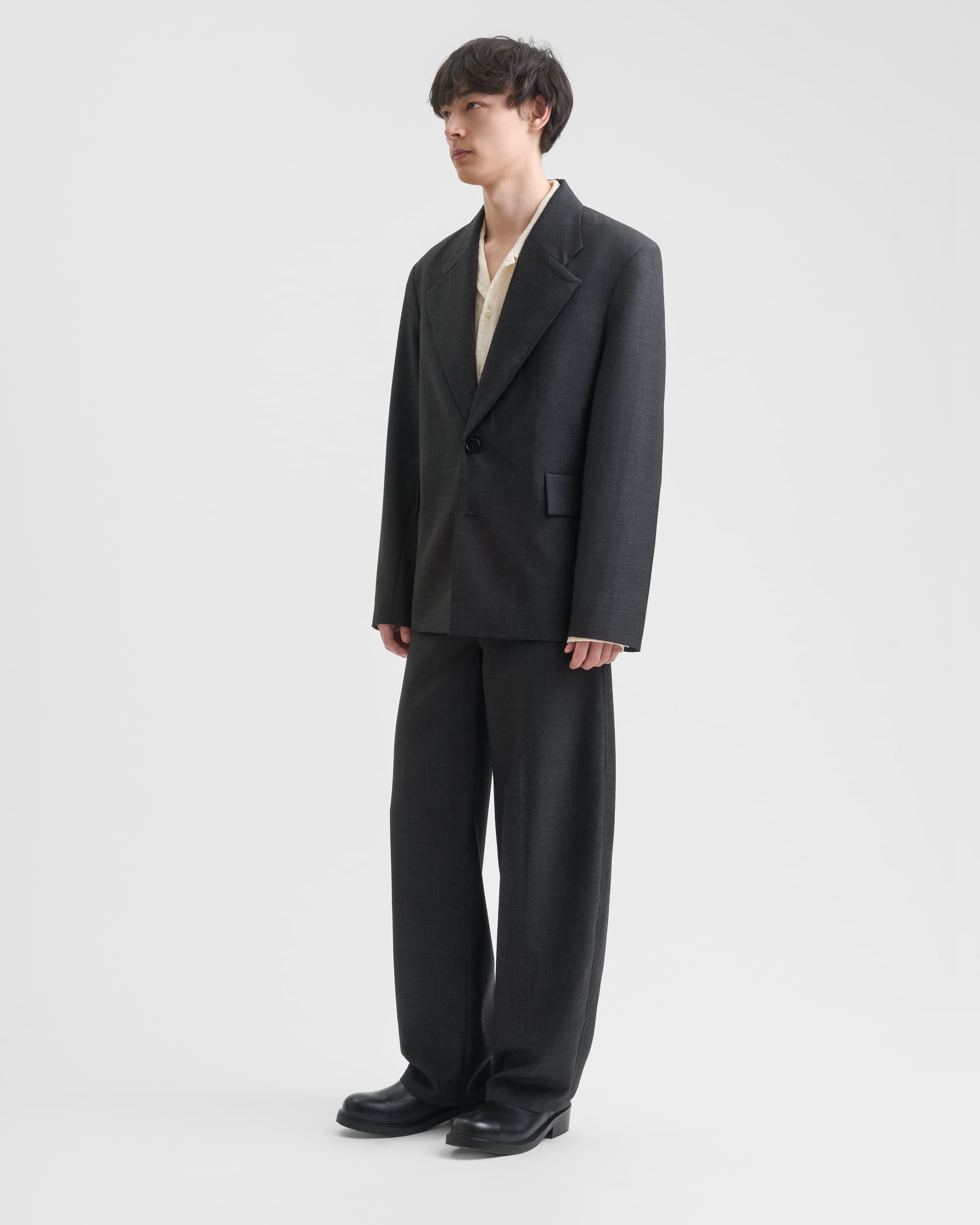 1821_4b51299f68-sefr_fw26_amare-blazer-anthracite-wool_5525-large