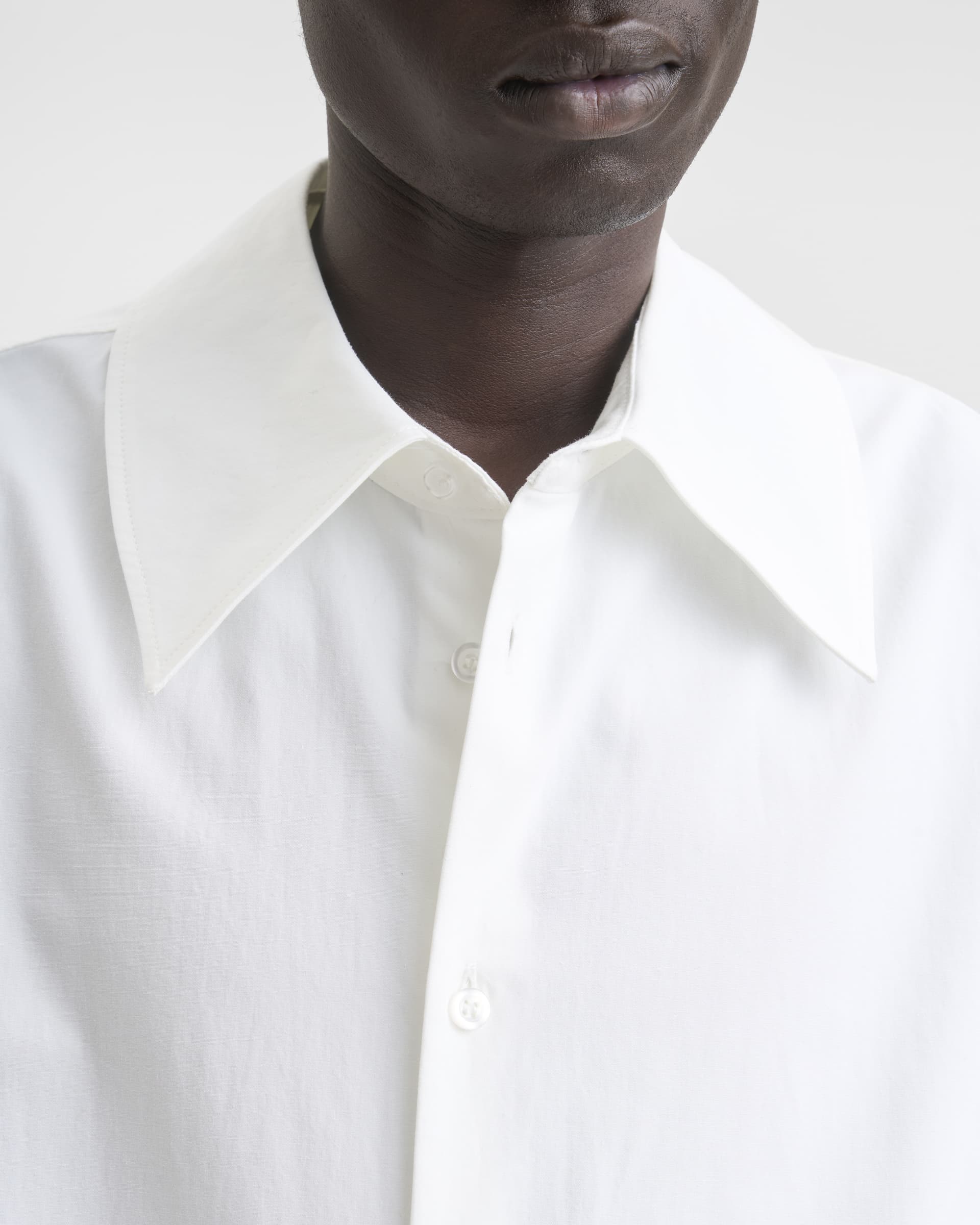 1850_ee5262c669-sefr_fw26_trino-shirt-white-fine-poplin_3461-large