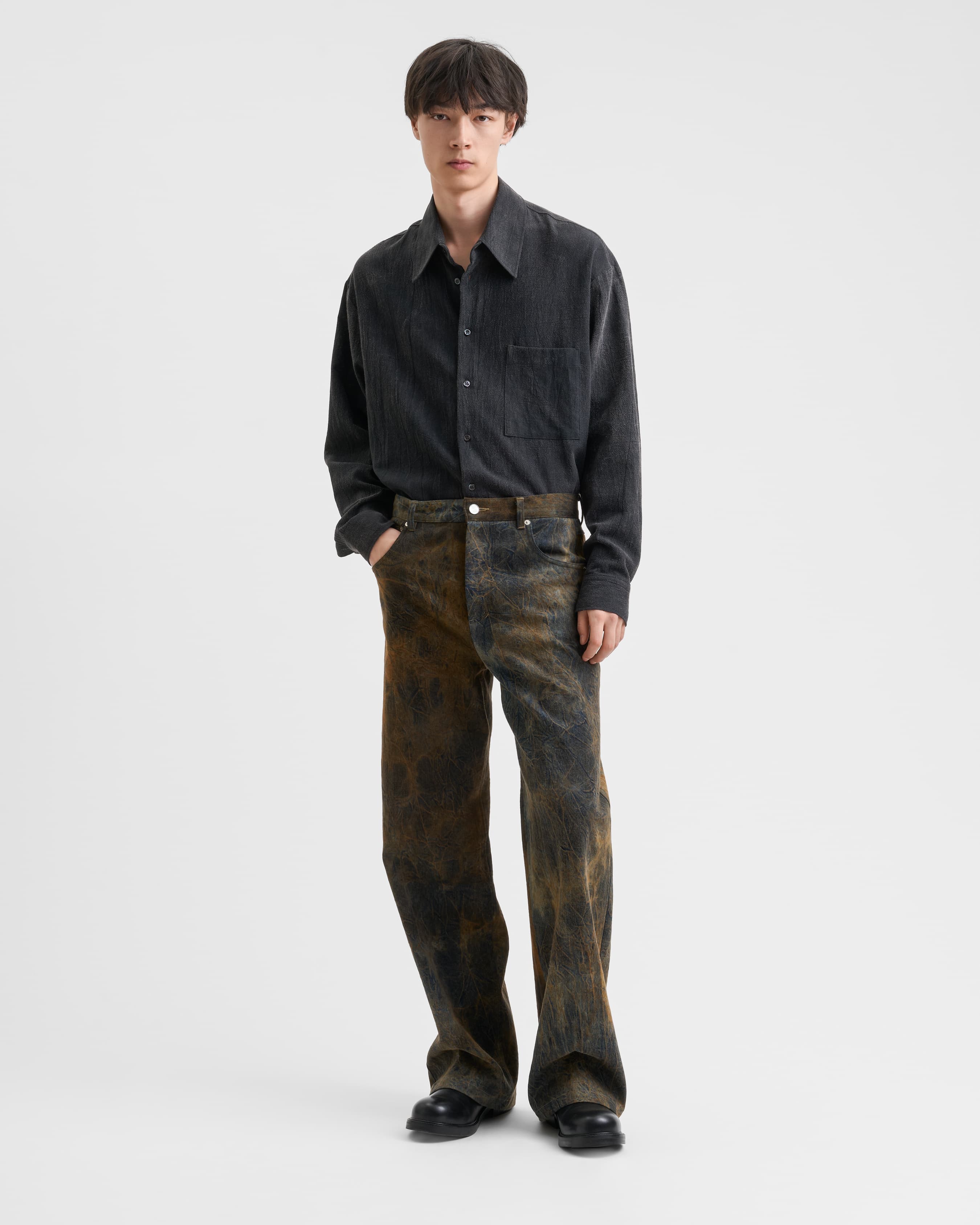1851_06c7ecfdf3-sefr_fw26_over-dye-relaxed-cut-muted-neuterals_6861-large