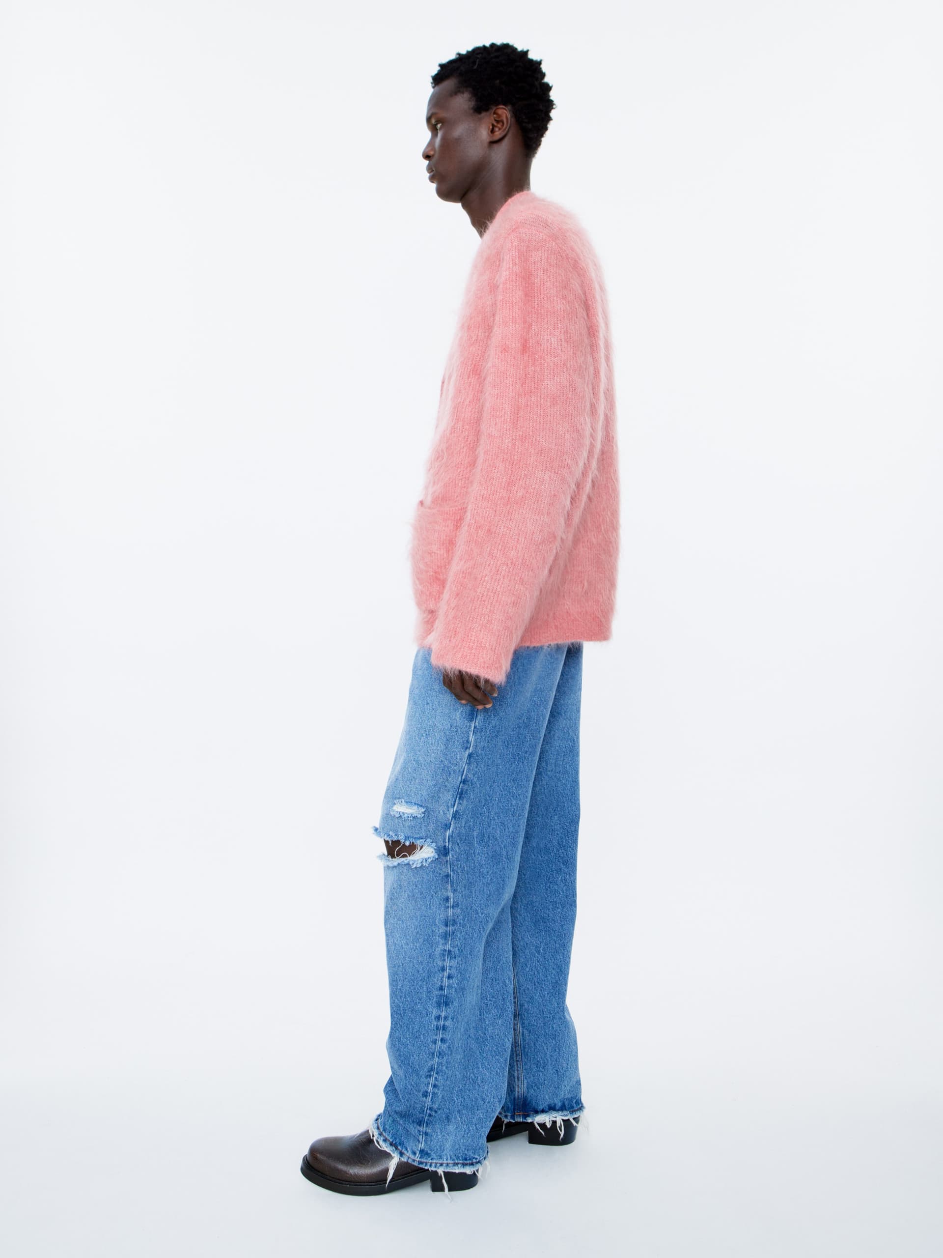 914_89565c2dfe-kaito-cardigan_grape-mohair_032-large